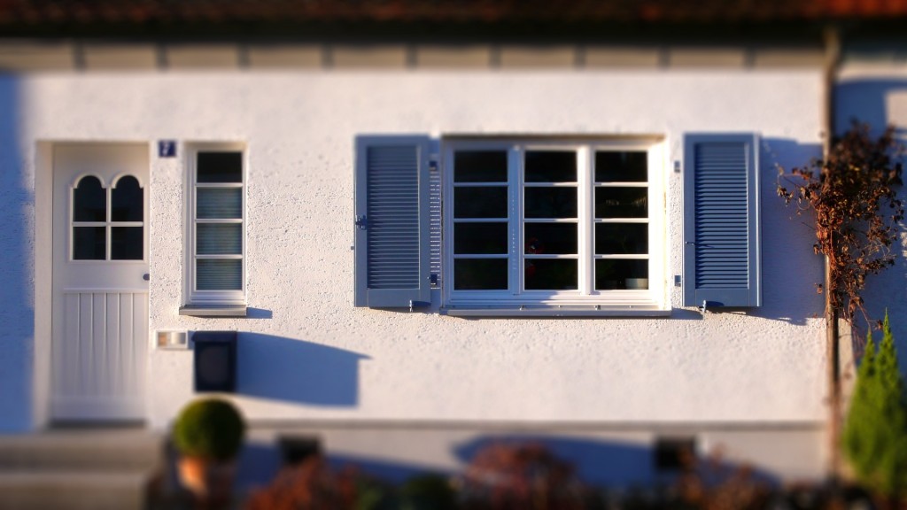 W1020385-tiltshift Home sweet Home: neue Fenster sorgen im Altbau für sinkende Energiekosten und sehen zudem nett aus.